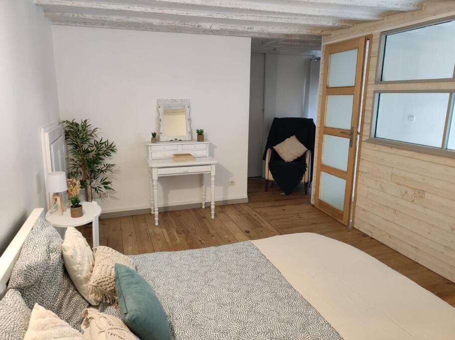 Charmant Duplex En Centre-Ville Le Mans Bagian luar foto